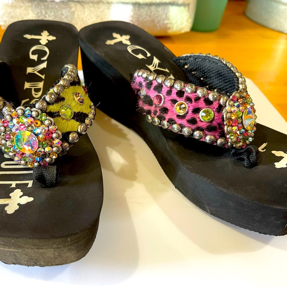 Gypsy soule wedge sandals.  Size 9